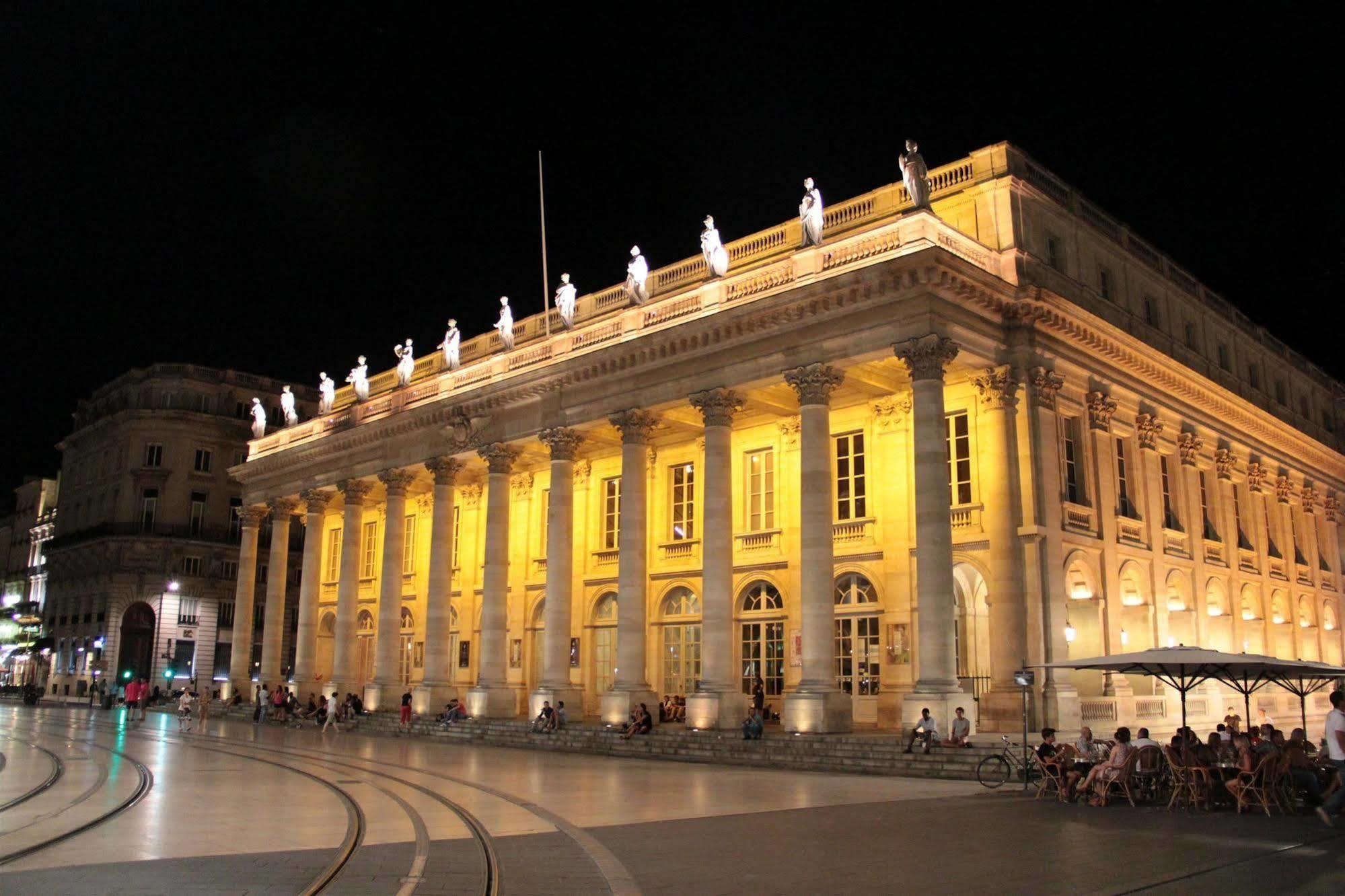 Campanile Bordeaux Nord - Le Lac Hotel Екстериор снимка